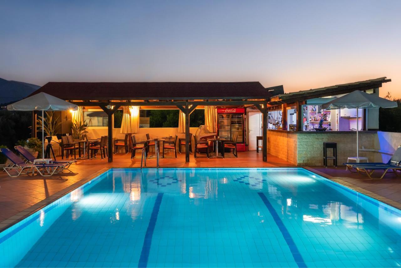Sisi Breeze Hotel Sissi Exterior foto